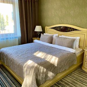 Chambre Standarde Lit Queen-Size